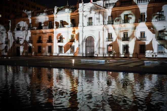 La Moneda iluminada DDDD