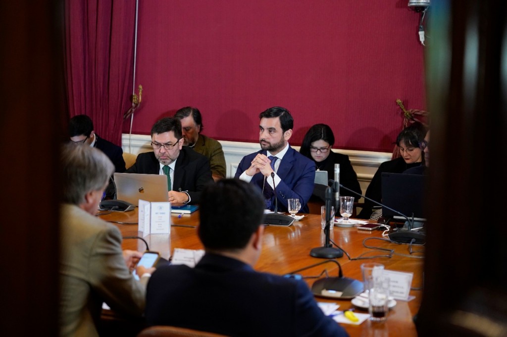 Ministro_Vocería_01